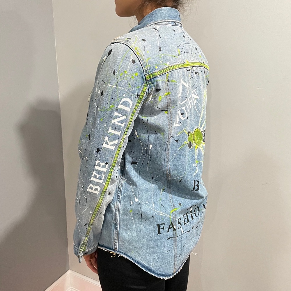 Original HAND PAINTED denim shirt jacket - Picture 2 of 13